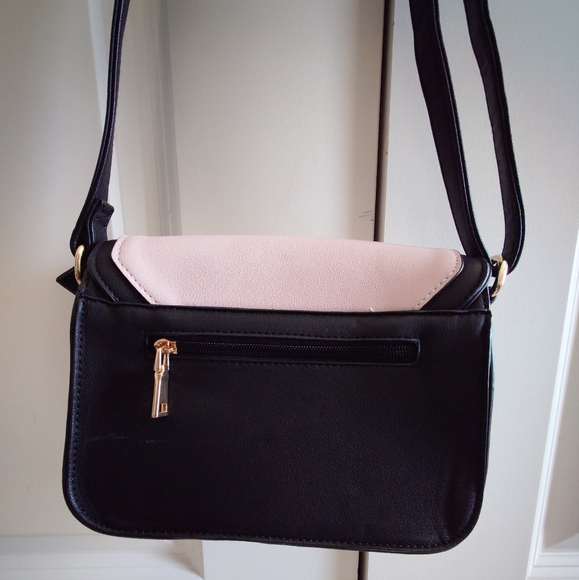 Pink & Black Purse - Picture 3 of 5